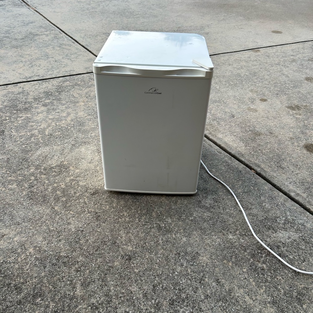 Commercial Cool Mini Fridge